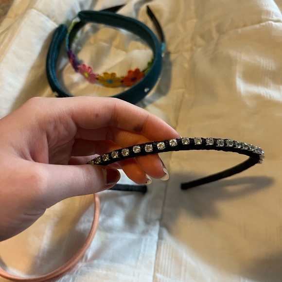 4 headbands for the price of one - Picture 6 of 6